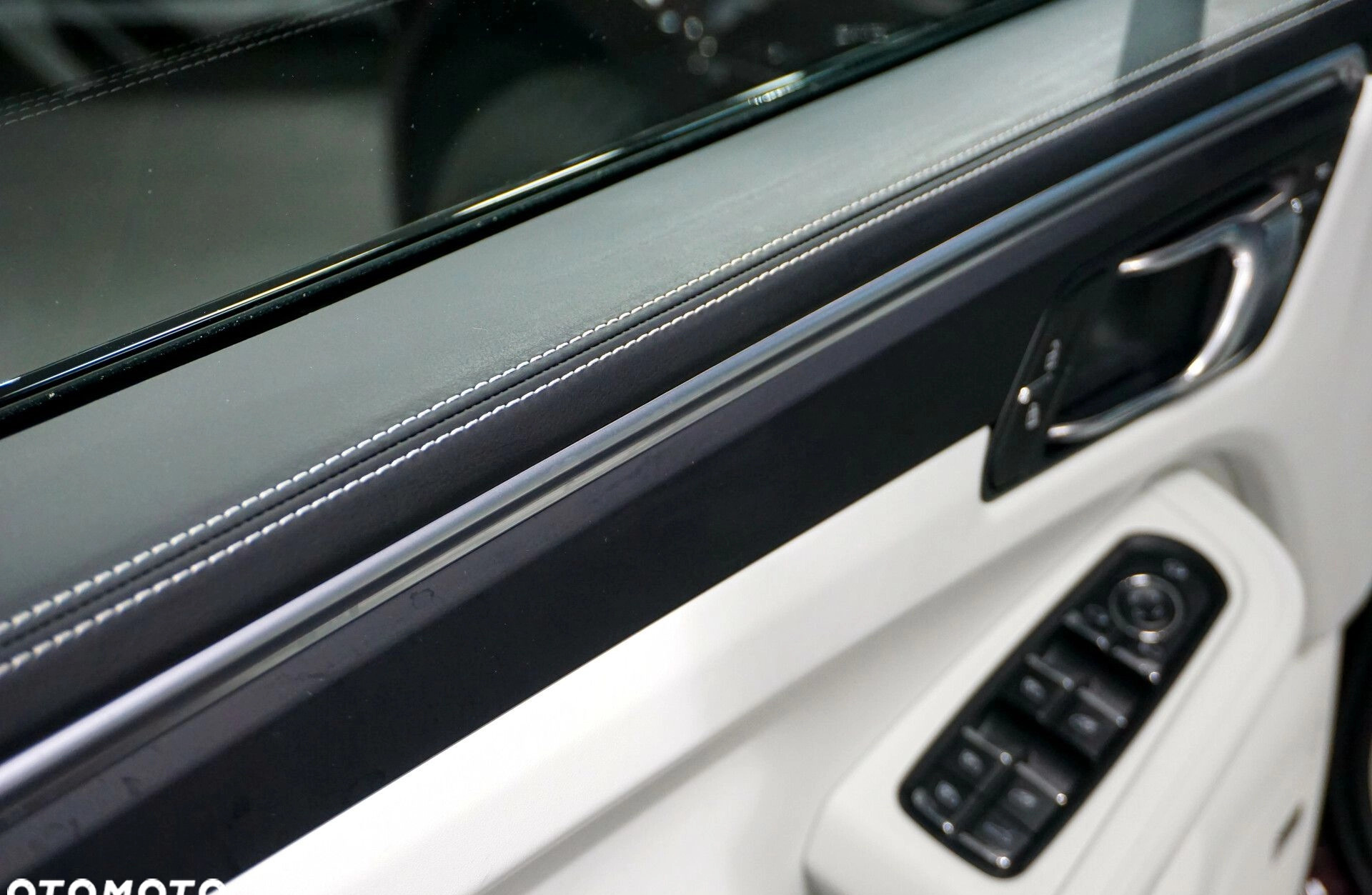 Porsche Macan cena 365000 przebieg: 3122, rok produkcji 2023 z Katowice małe 436